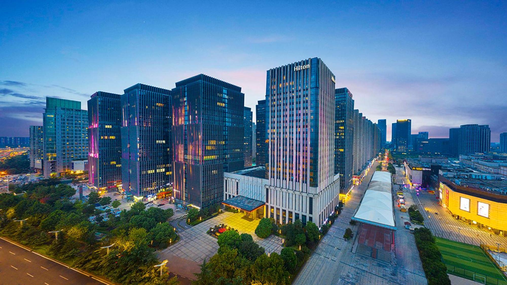 Hilton Nanjing Nanquim Exterior foto